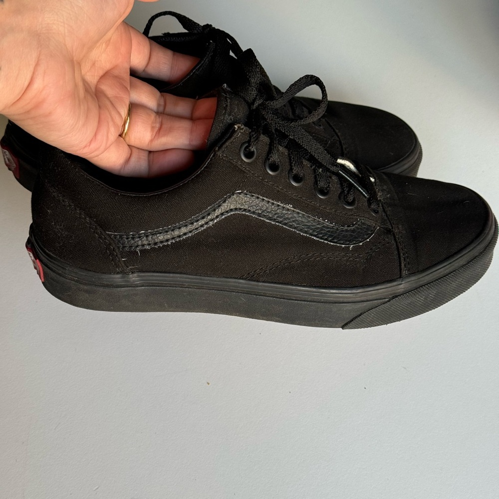 Black vans